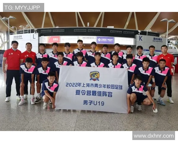 上海足球队在选拔赛中的经验与表现分析与点评