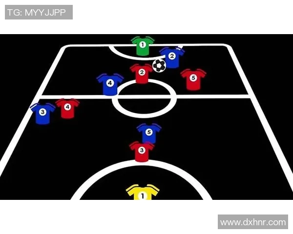 西安篮球队包夹战术的创新与发展探讨分析