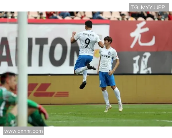 重庆足球队在钻石联赛积分榜上以99分稳居第一名展现强劲实力